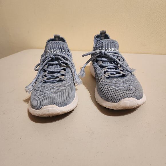 Danskin Stunt Comfort Sneaker Baby Blue Vegan Textile Walk Shoes US 6.5 EUR 37.5 - Picture 2 of 8